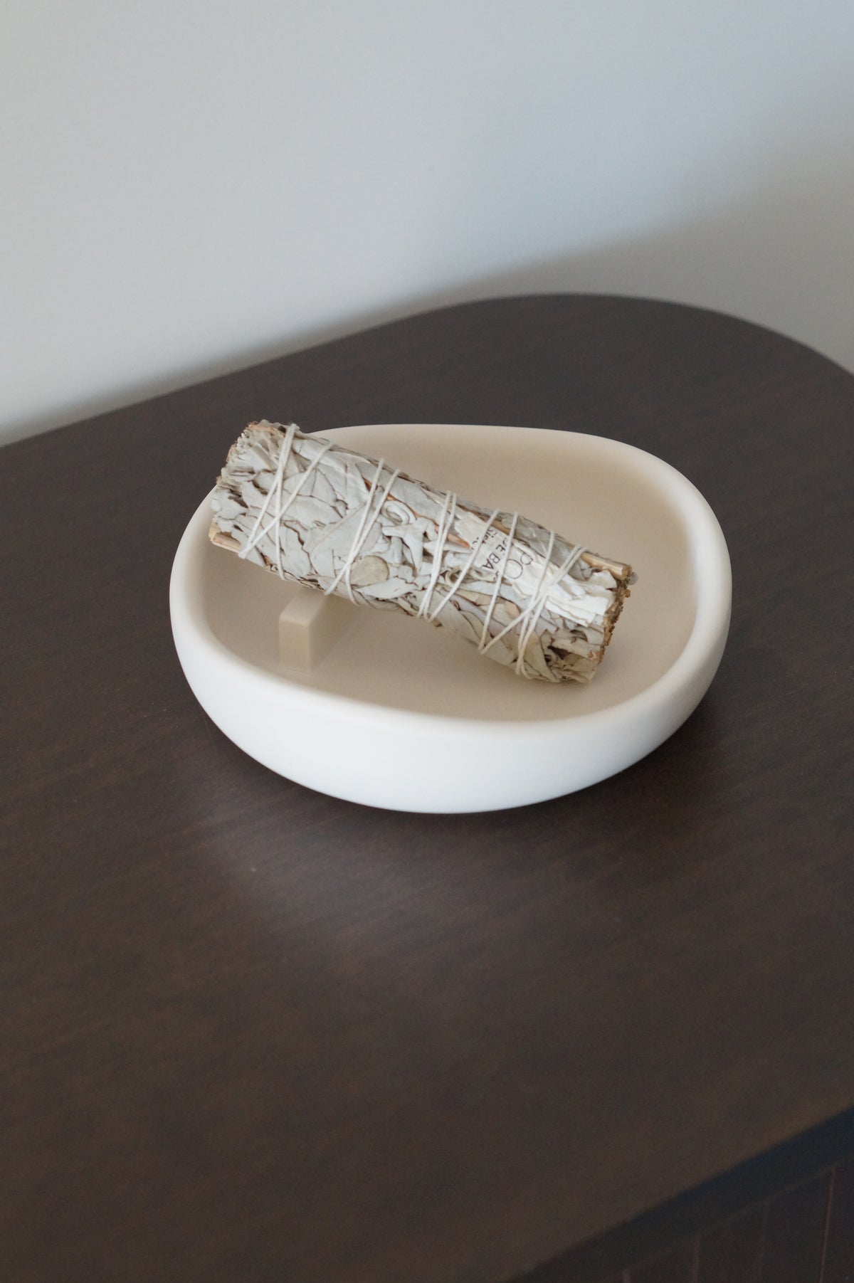 The Névoa Holder | Minimalist Palo Santo Holder